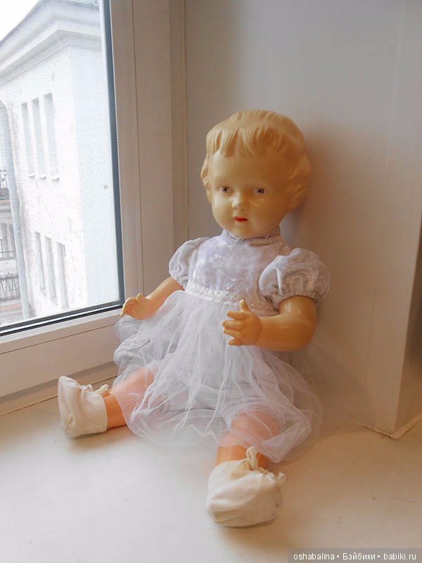 Кукла 50 купить. Пупс ОХК целлулоид. Советские куклы 50-х годов. Куклы 50 годов. Пластмассовая кукла 50-х годов.