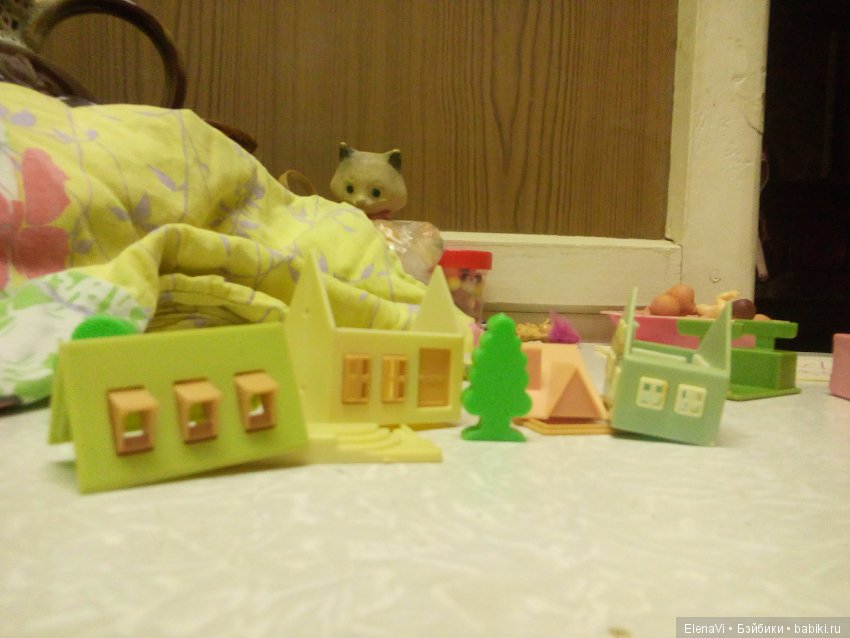Два мини домика, — Кукольная мебель (фото 3)