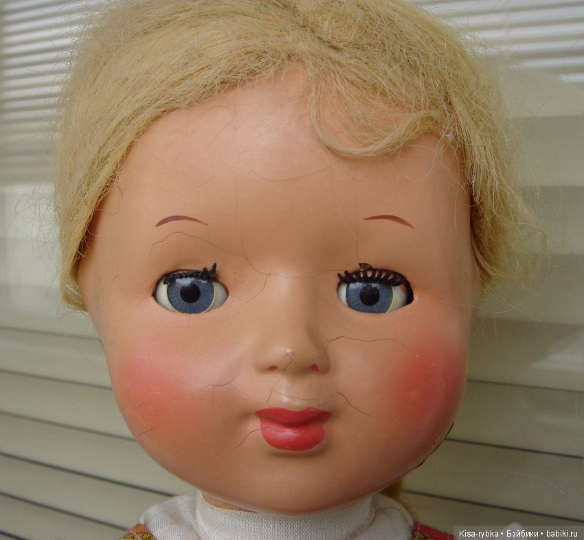 Продам винтажную опилочную куклу, Загорск. Очень редкая (фото 2)