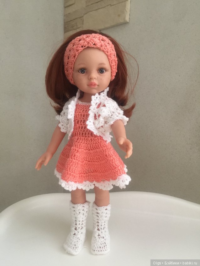 Вязаные платья для кукол. Шаль для куклы. Ажурная кукла. Ангел крючком. Ажурные ангелочки из бисера.