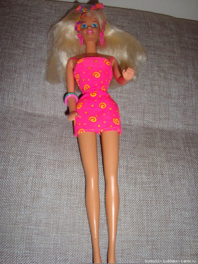 Рост куклы барби. Барби в рост. Барби 30 см. Барби ростом 110 см. Рост Барби в см.
