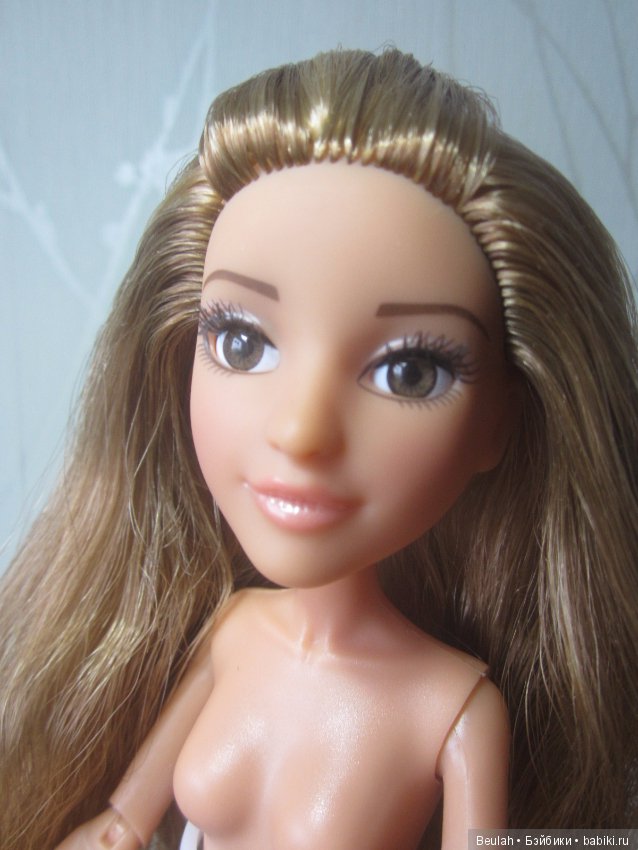 Adrienne из Project mc2 шарнирная нюд