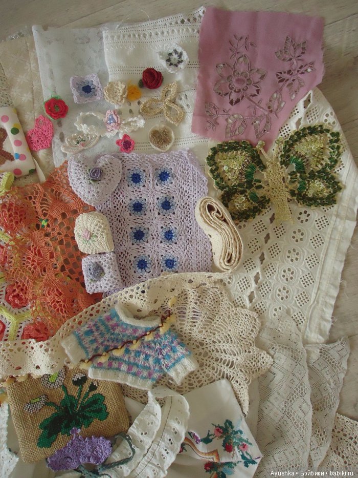 Лот винтажных материалов для творчества (вышивка, вязаные изделия, ткани) (фото 4)