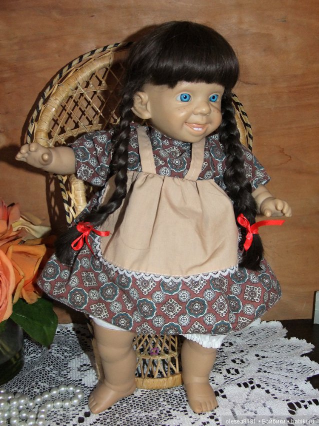 Характерная девочка от GlooBee