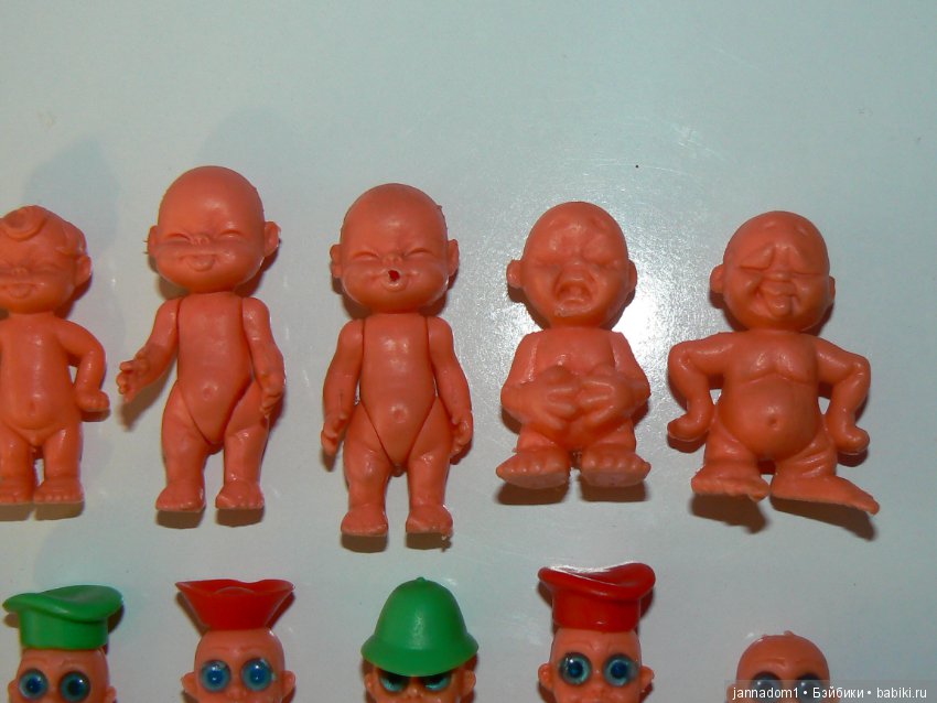 Маленькие человечки из яиц, высота 3-4,5 см