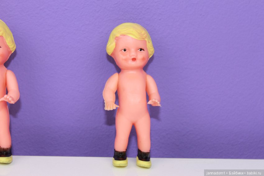Резиновые пупсики Ари с желтыми волосами, ГДР, высота 8 см (фото 9)