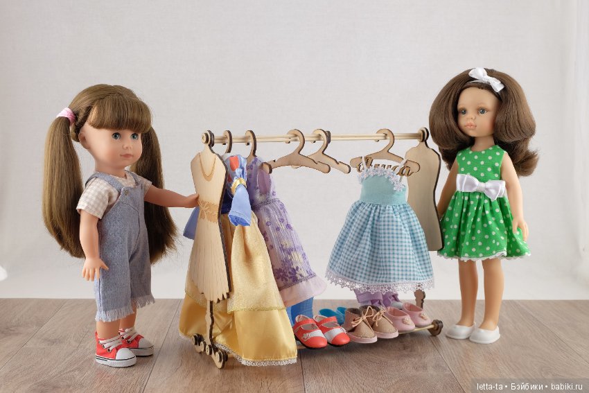 Детская одежда кукла. Плечики кукол для Паола Рейна. Мини Паола Рейна. Платье для куклы Паола Рейна. Кукольный гардероб для Паола Рейна.