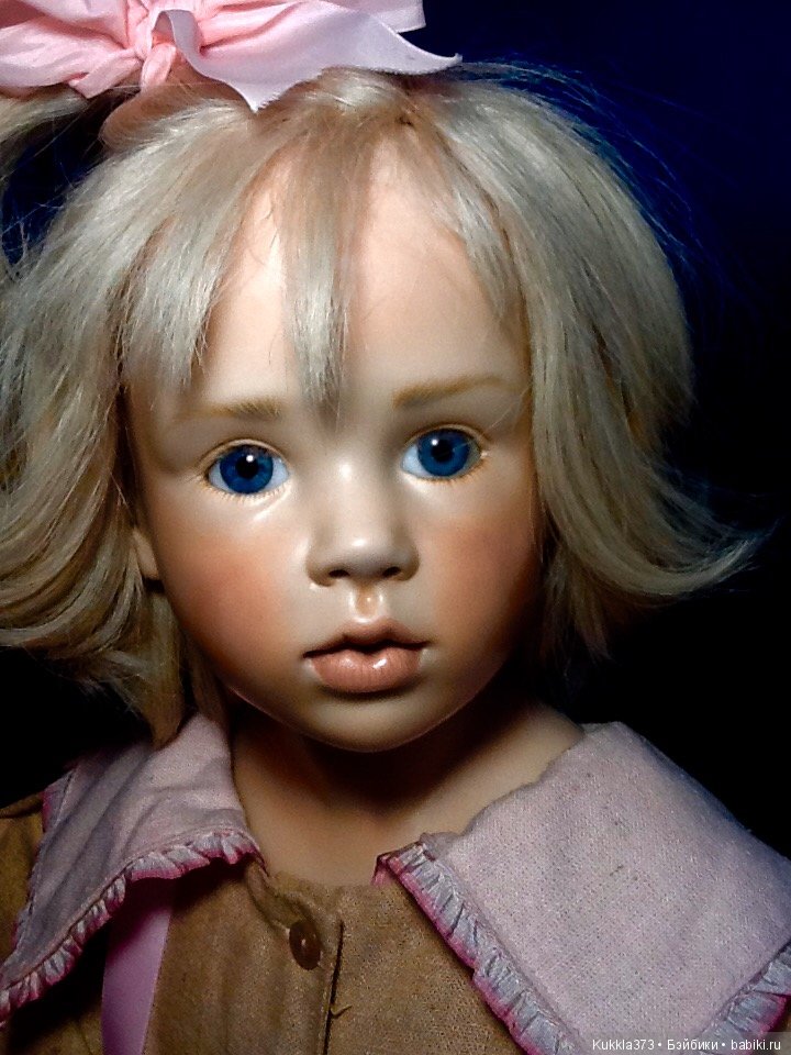 Розочка от Хильдегард Гюнцель( Hildegard Gunzel) . Воск на фарфоре (фото 2)