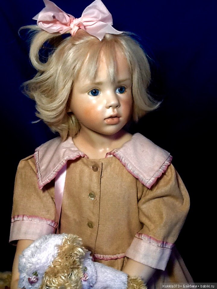 Розочка от Хильдегард Гюнцель( Hildegard Gunzel) . Воск на фарфоре (фото 3)