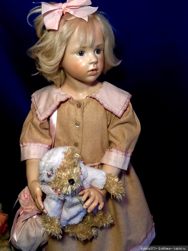 Розочка от Хильдегард Гюнцель( Hildegard Gunzel) . Воск на фарфоре (фото 7)