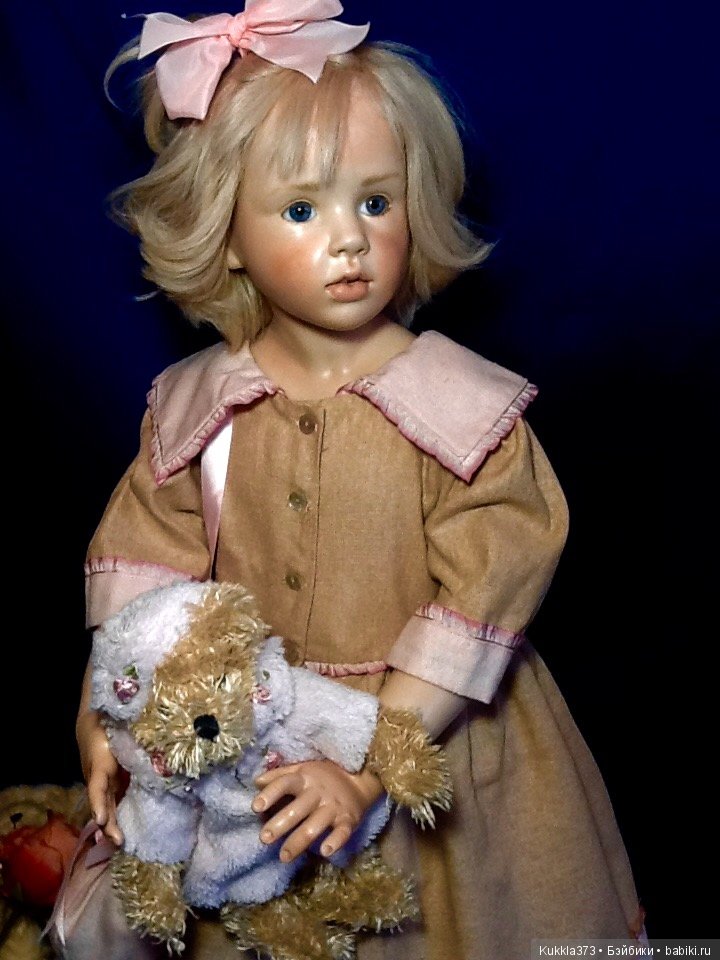 Розочка от Хильдегард Гюнцель( Hildegard Gunzel) . Воск на фарфоре (фото 9)