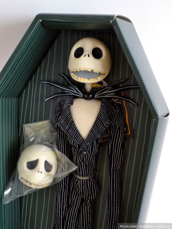 игрушки кошмары перед рождеством джек. тыквоголовый джек кукла. кошмар перед рождеством салл. кукла джек скеллингтон и салли. кукла джеки.