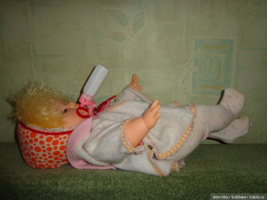 Кукла ссср кругозор в полном аутфите с бутылочкой. 45 см