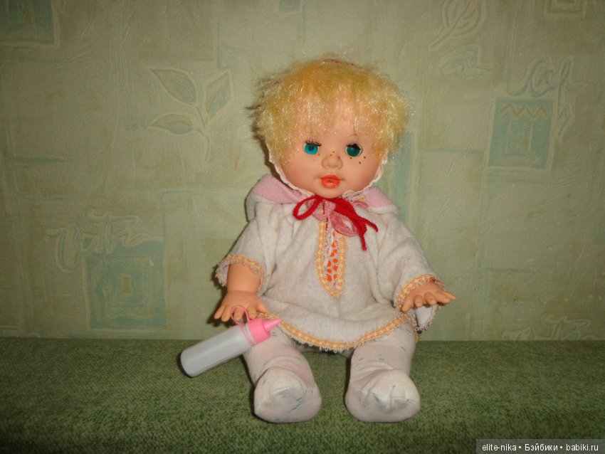 Кукла ссср кругозор в полном аутфите с бутылочкой. 45 см