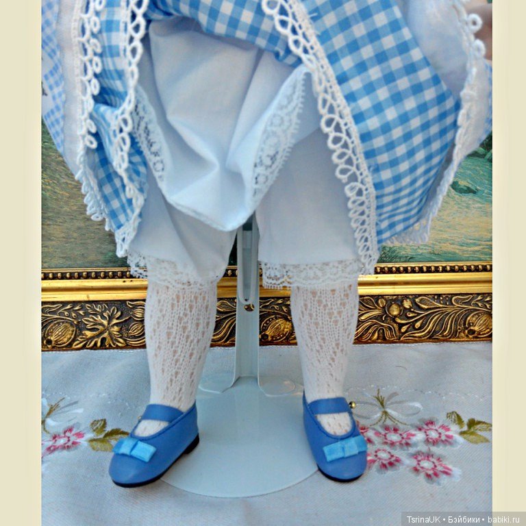 Прекрасная кукла Gwendolyn со своим любимым зайчиком (фото 4)