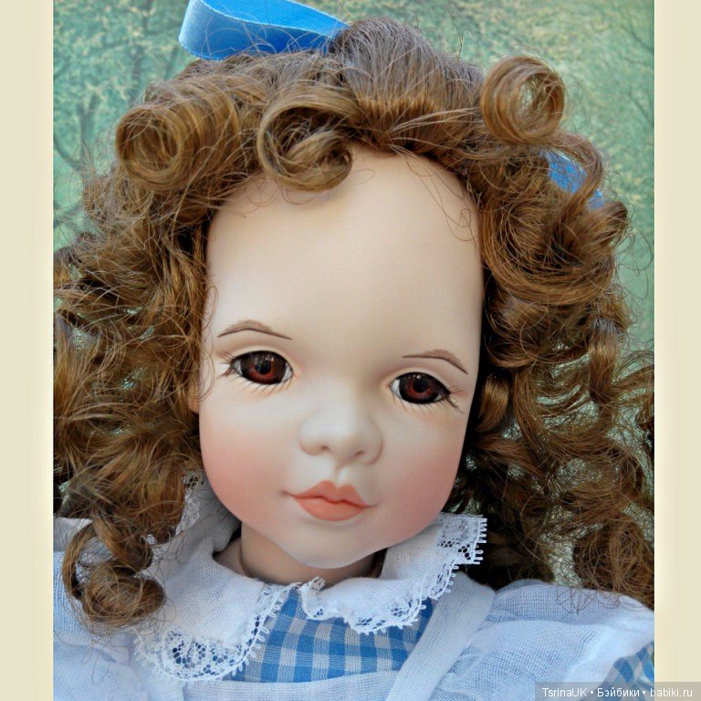 Прекрасная кукла Gwendolyn со своим любимым зайчиком (фото 8)