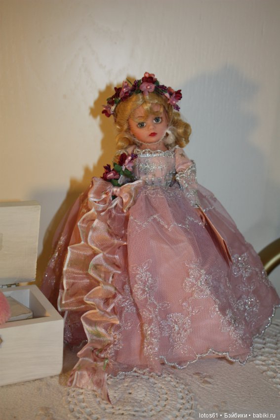 Madame Alexander, Мадам Александер