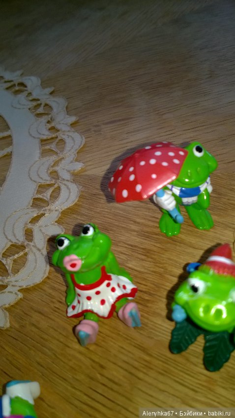 Лягушата из коллекции киндер-сюрприз (фото 5)