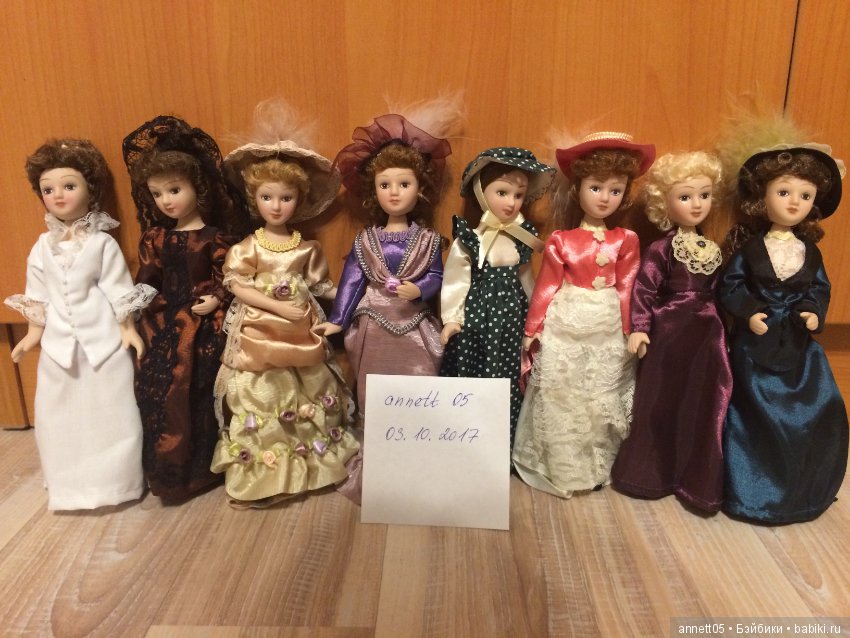 Коллекция кукол дамы эпохи. Куклы ДЕАГОСТИНИ дамы эпохи коллекция. Куклы фарфоровые коллекционные ДЕАГОСТИНИ. Фарфоровые куклы ДЕАГОСТИНИ дамы эпохи. Куклы дамы эпохи ДЕАГОСТИНИ вся коллекция.