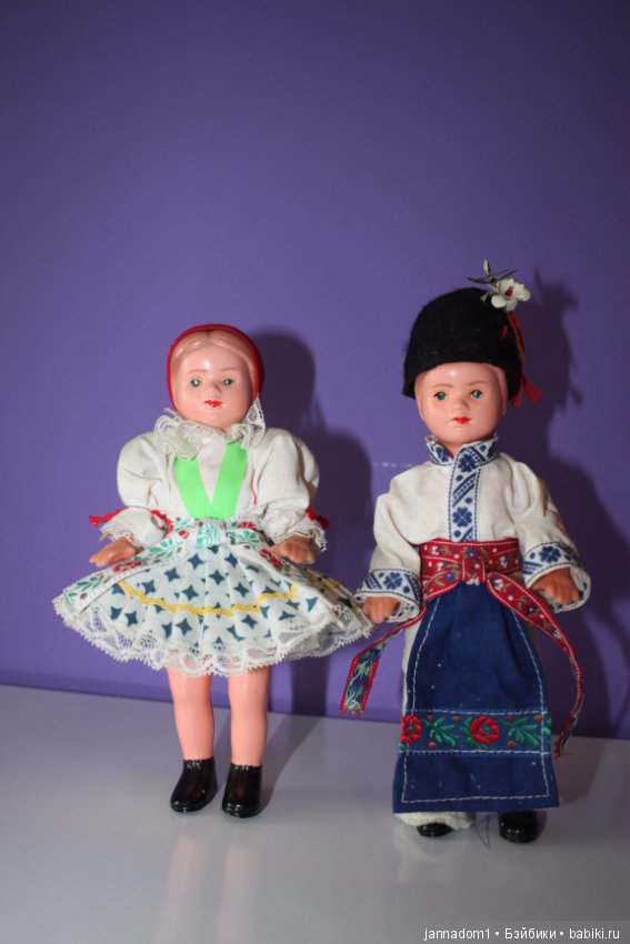 Винтажная парочка с рельефными волосами, родом из Чехословакии (фото 2)