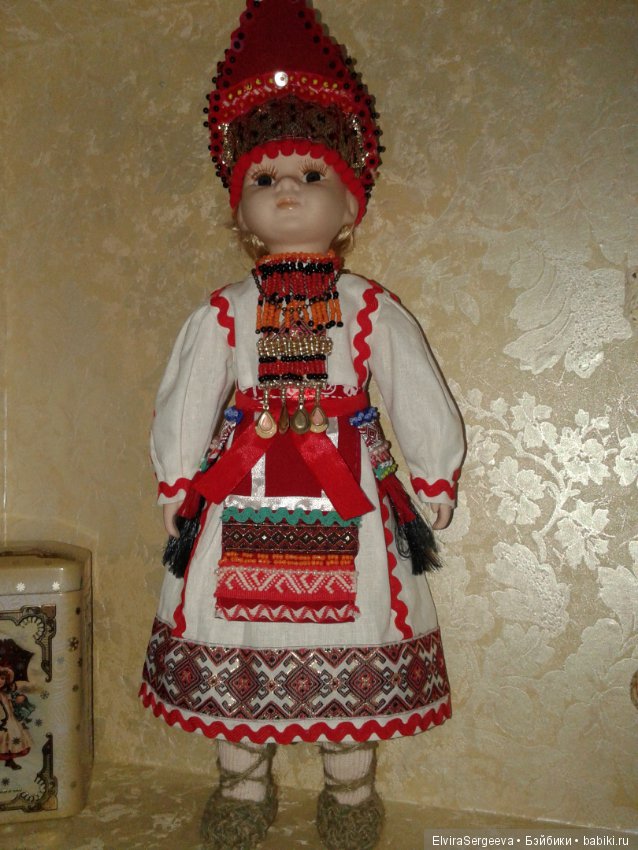 Проектная работа «Авторская кукла в мордовском национальном костюме»