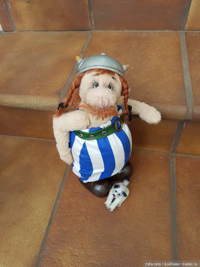 Мишка-тедди Обеликс и его собачка Идефикс