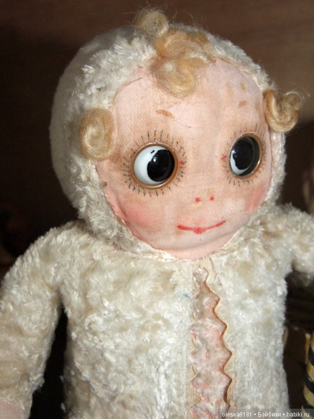 Googly. Старинная текстильная куколка Гуглик
