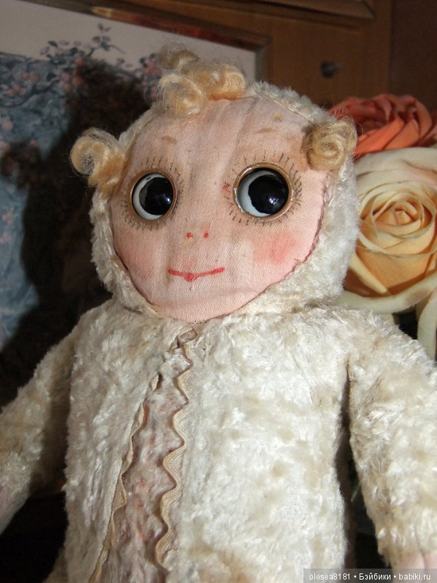 Googly. Старинная текстильная куколка Гуглик