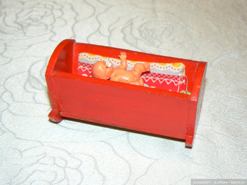 Деревянные кроватки-люльки, производство ГДР для пупсика 3-5 см (фото 2)