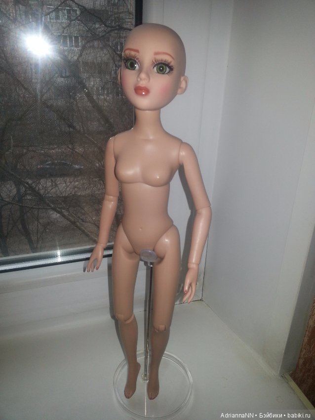 Продам зеленоглазую Амбер линейки Элловайн (Ellowyne Wild) Роберта Тоннера