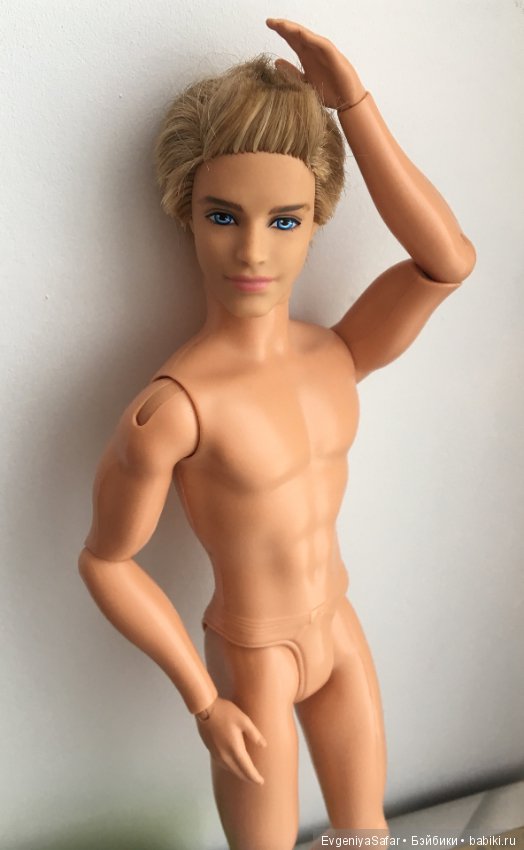 Красавчик, голоубоглазый блондин, оригинал Mattel. 
