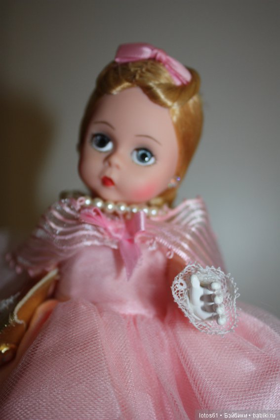 Куколки от Мадам Александр