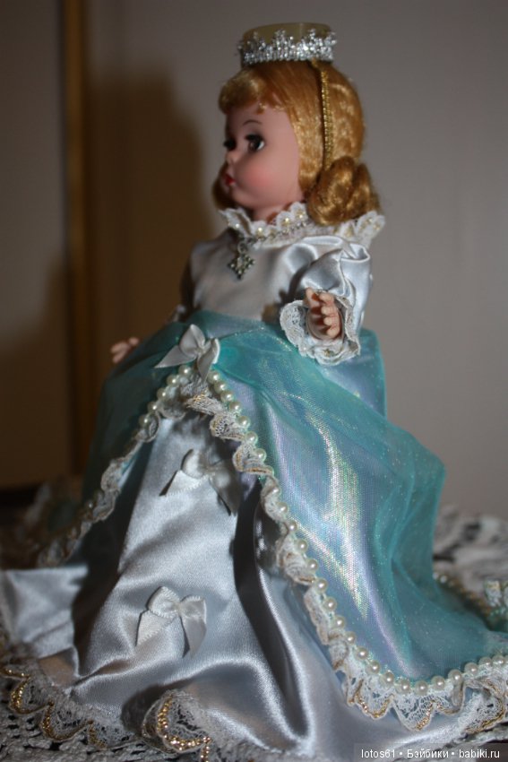 Куколка от Мадам Александр