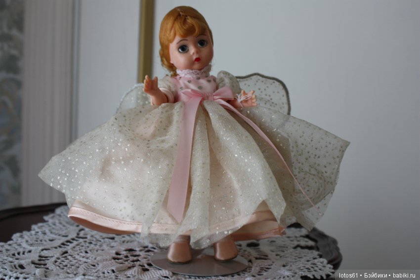 Куколки от Мадам Александр