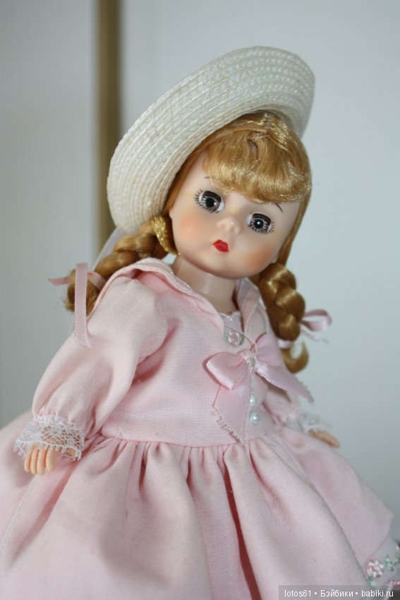 Куколки от Мадам Александр