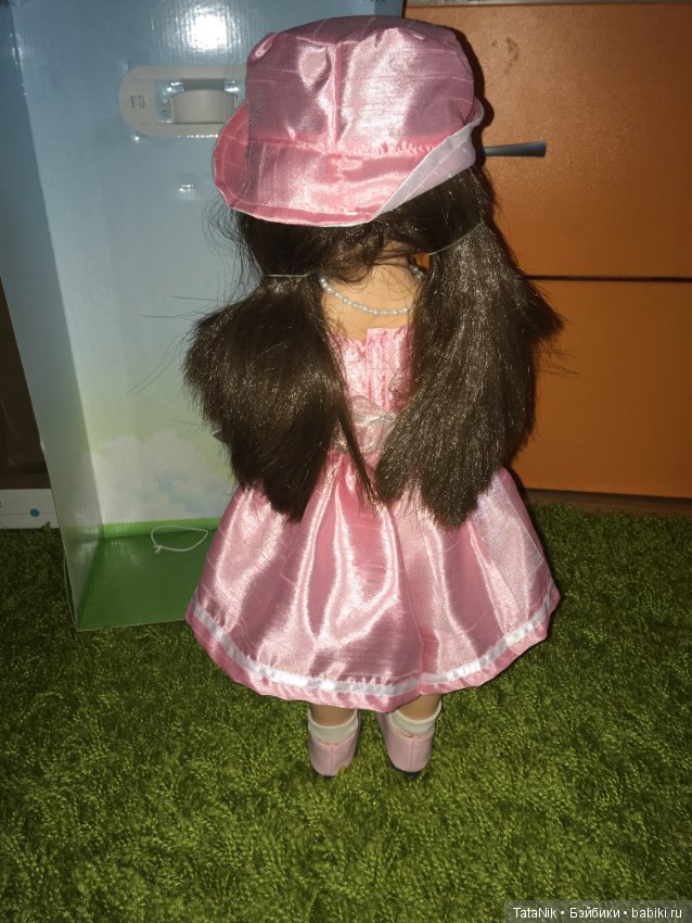 Новая брюнетка Сой Ту Ruth Treffeisen 2012г (фото 4)