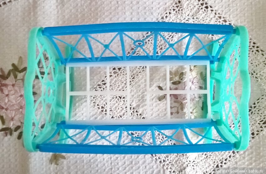 Кроватка для куклы — Кукольная мебель (фото 4)