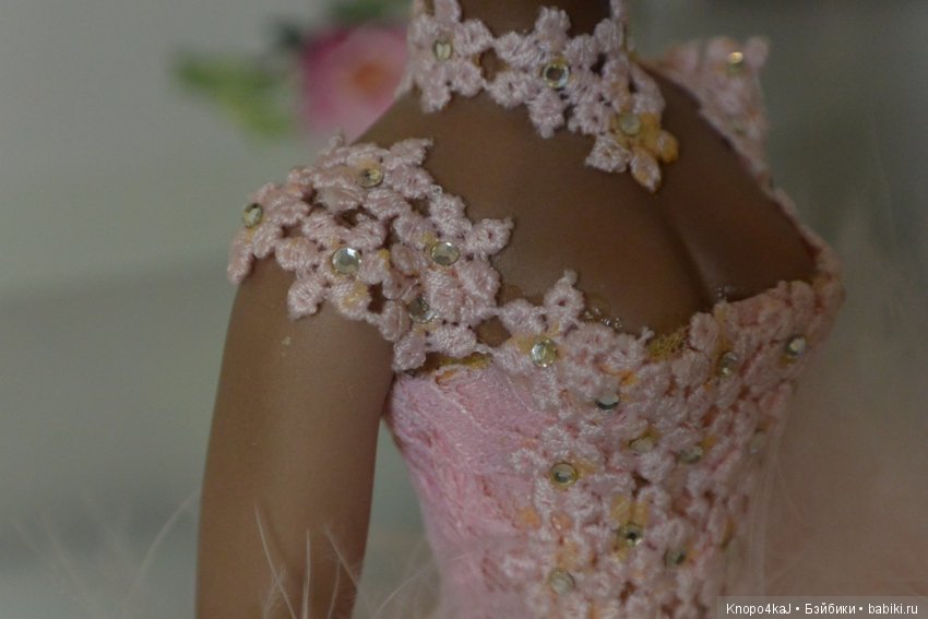 Valentine’s Ladies Rose — Фарфоровые куклы