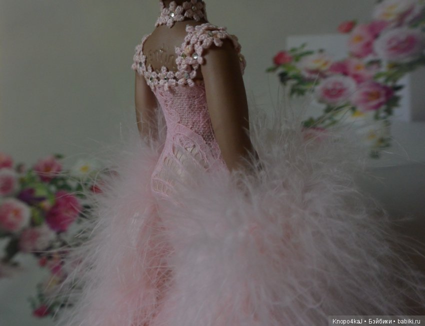 Valentine’s Ladies Rose — Фарфоровые куклы