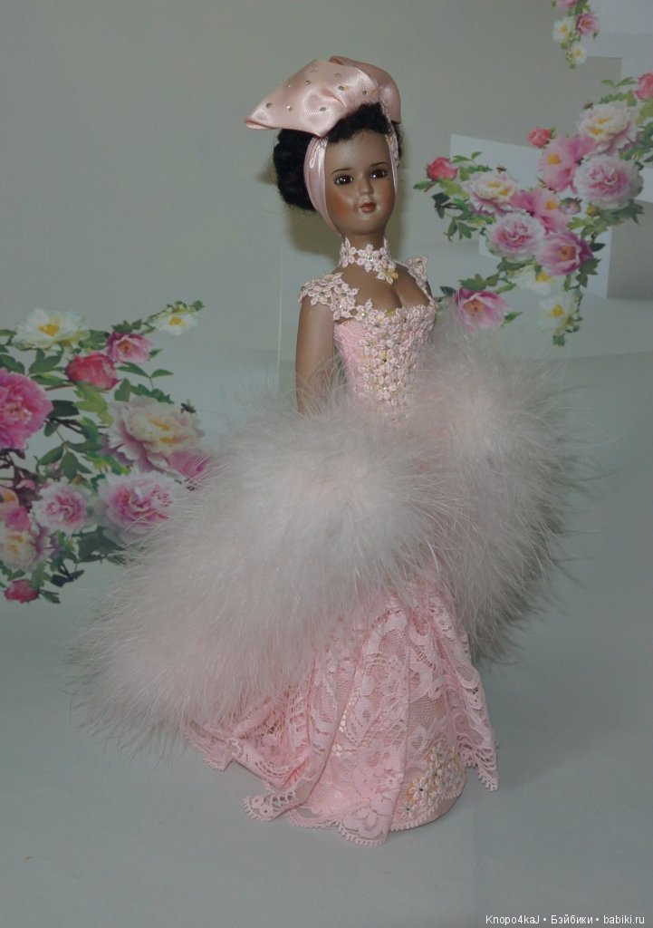 Valentine’s Ladies Rose — Фарфоровые куклы