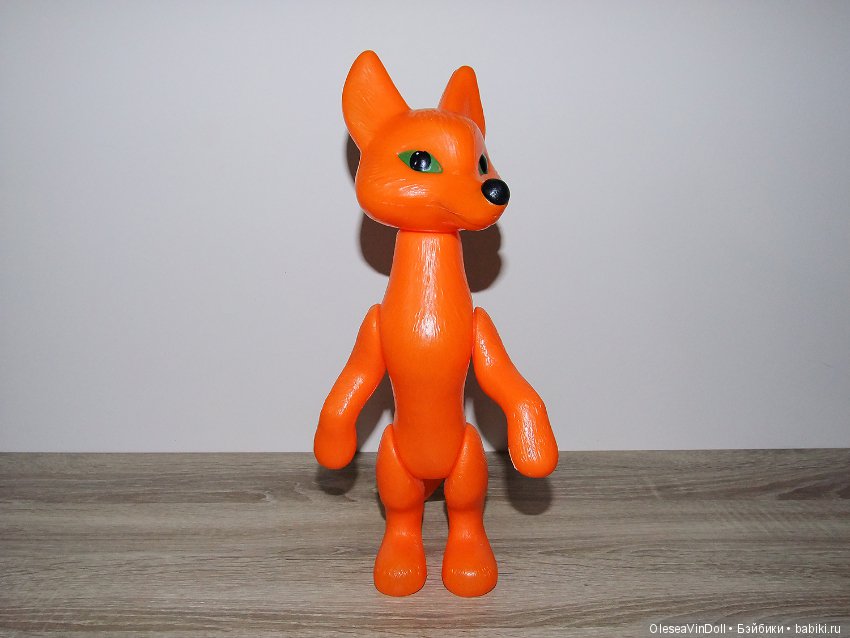 игрушка пластмассовая лиса ссср