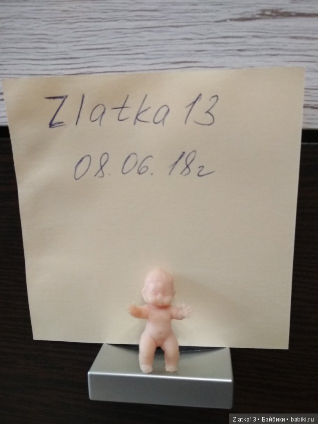 Пупс пупсик-девочка резиновый из киндера Союзпечать 3см (фото 3)