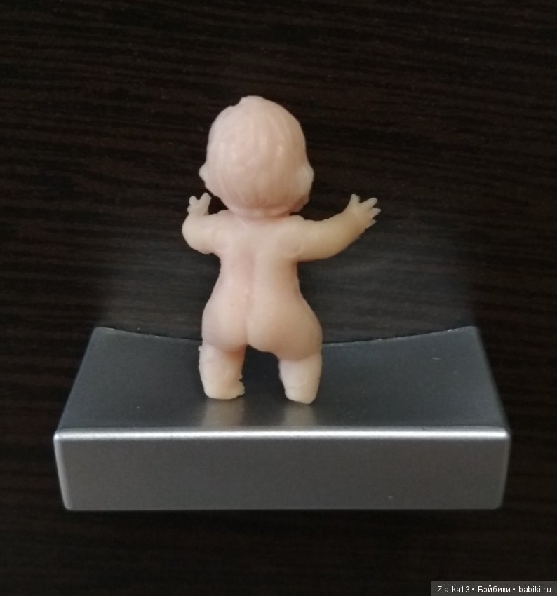 Пупс пупсик-девочка резиновый из киндера Союзпечать 3см (фото 2)