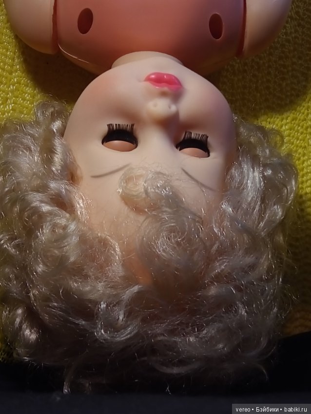 Bambola Cabar Michela Martine плюс 2 куклы (фото 8)