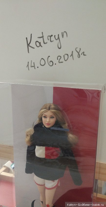 Barbie Tommy Hilfiger GiGi Hadid, ДжиДжи Хадид НРФБ