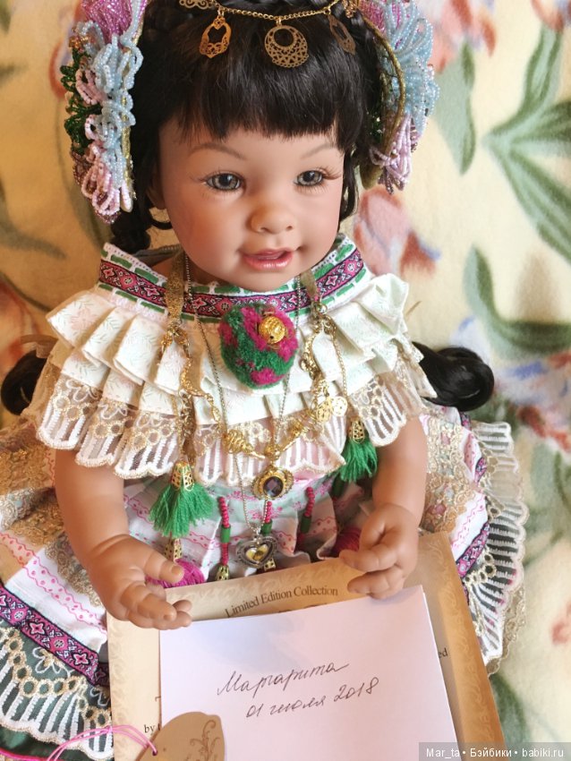 Адора из лимитированной серии «Дети мира» красавица Кармэн (фото 5)