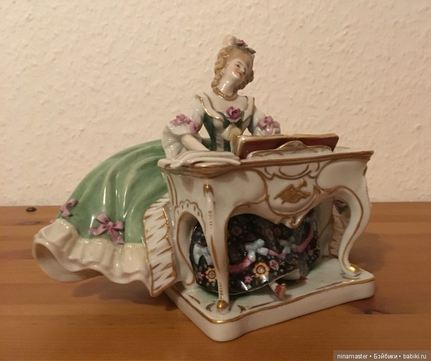 Дама за клавесином от Scheibe-Alsbach