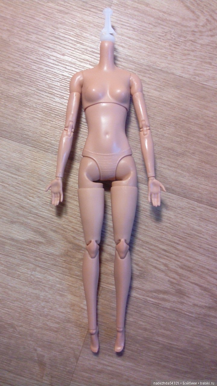 Тело барби-йоги из серии "Безграничные движения"