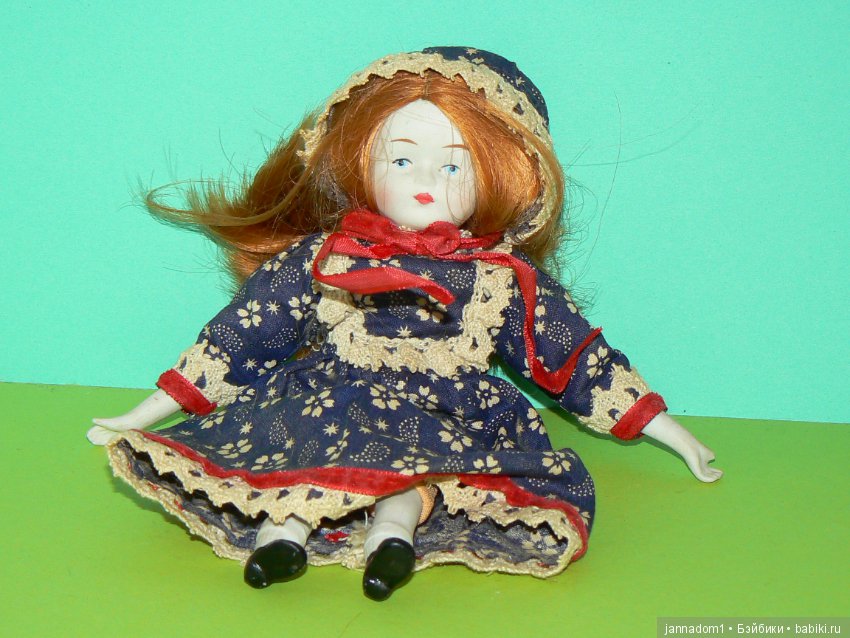 Винтажная куколка с фарфоровыми конечностями, высота 20 см (фото 4)
