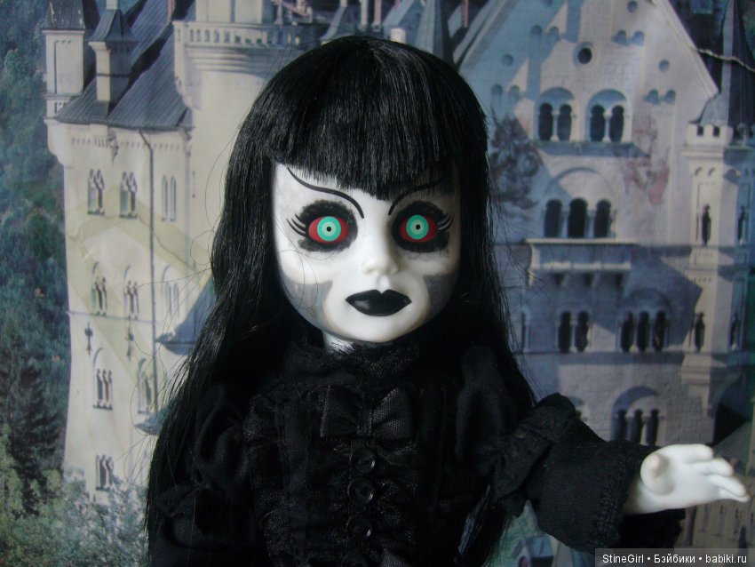 Living dead dolls samhain online